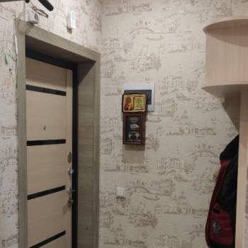 Сдается 1-комнатная квартира, 42 м²