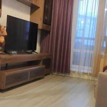 Сдается 1-комнатная квартира, 42 м²