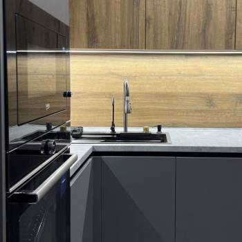 Продается 1-комнатная квартира, 41,9 м²