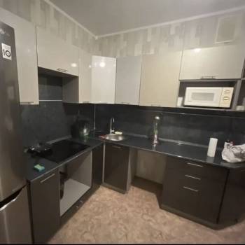 Сдается 1-комнатная квартира, 43 м²