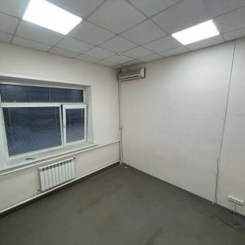 Сдается Нежилое помещение, 77 м²