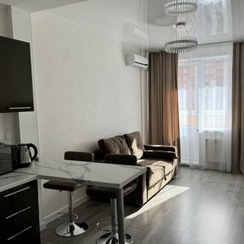 Сдается 1-комнатная квартира, 50 м²