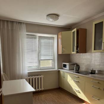 Сдается Многокомнатная квартира, 62,8 м²