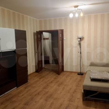 Сдается 2-х комнатная квартира, 76 м²