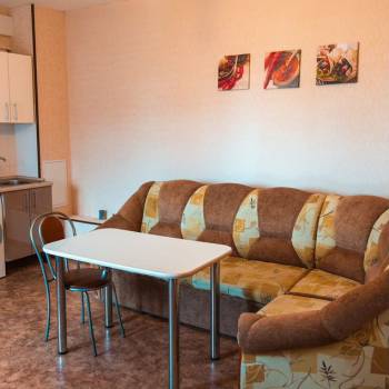 Сдается 1-комнатная квартира, 56 м²