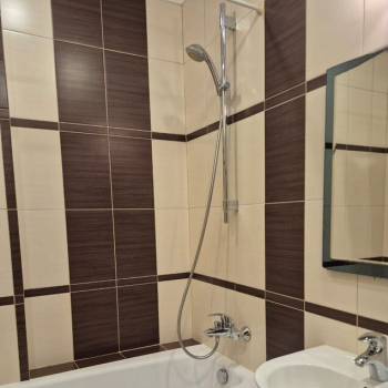 Сдается 1-комнатная квартира, 43,3 м²