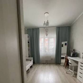 Продается Многокомнатная квартира, 128 м²