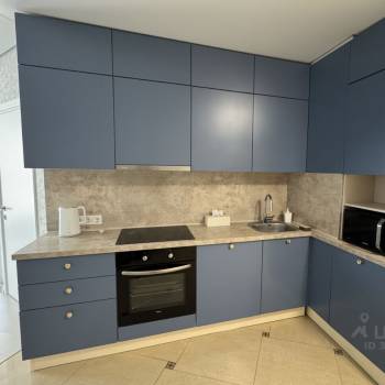 Сдается Многокомнатная квартира, 100 м²