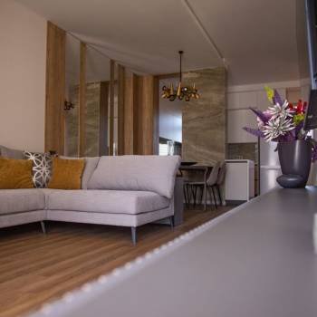 Сдается 2-х комнатная квартира, 74,2 м²