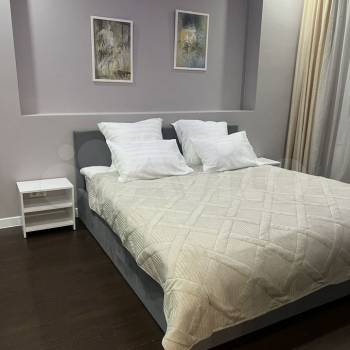 Сдается 1-комнатная квартира, 55 м²