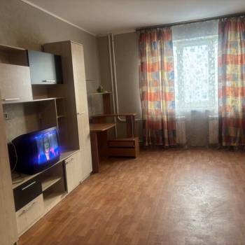 Сдается 1-комнатная квартира, 54 м²