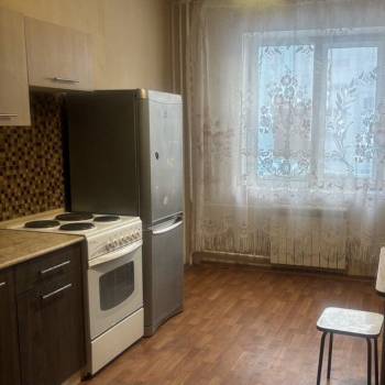 Сдается 1-комнатная квартира, 54 м²