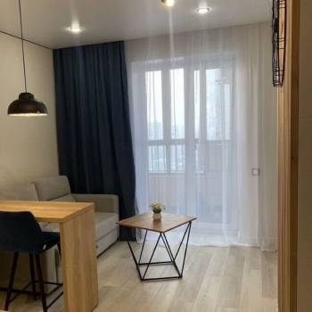 Сдается 1-комнатная квартира, 43 м²