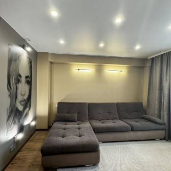 Сдается Многокомнатная квартира, 70 м²