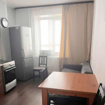 Сдается 1-комнатная квартира, 43 м²