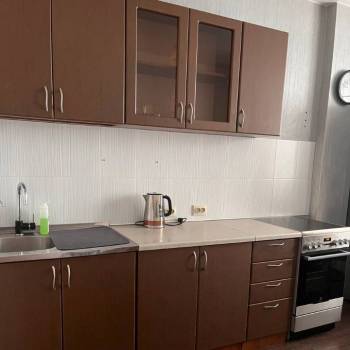 Сдается 1-комнатная квартира, 43 м²