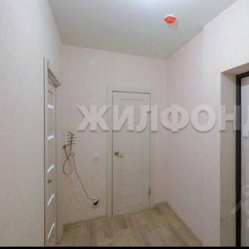 Продается 1-комнатная квартира, 33 м²