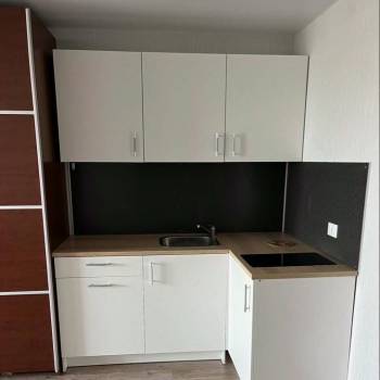 Продается 1-комнатная квартира, 40 м²