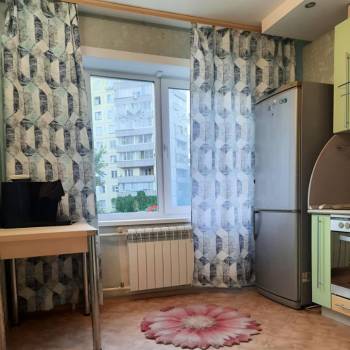 Сдается Многокомнатная квартира, 62 м²