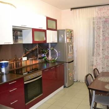 Продается 1-комнатная квартира, 45 м²