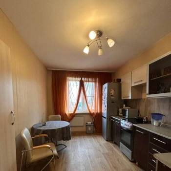 Продается 2-х комнатная квартира, 64 м²