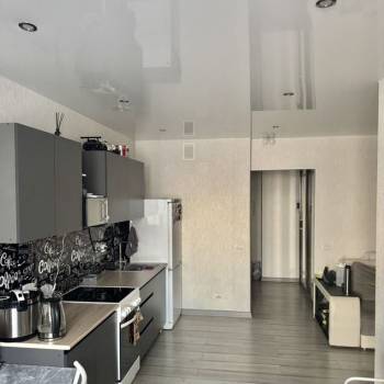 Продается 1-комнатная квартира, 40 м²