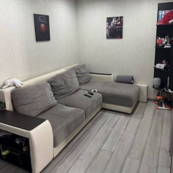 Продается 1-комнатная квартира, 40 м²