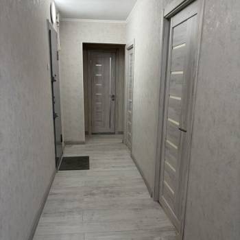 Сдается Многокомнатная квартира, 60 м²