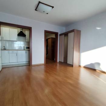 Сдается 1-комнатная квартира, 39 м²