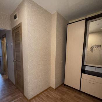 Продается 1-комнатная квартира, 41 м²