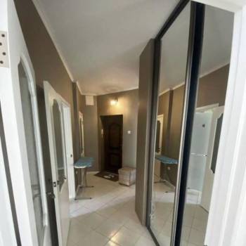 Сдается 1-комнатная квартира, 42 м²