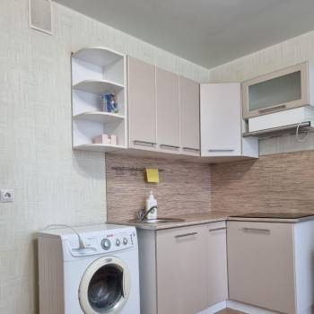 Сдается 1-комнатная квартира, 42 м²