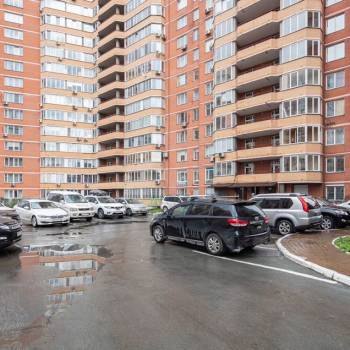 Продается 1-комнатная квартира, 40 м²