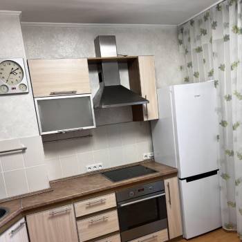 Сдается 1-комнатная квартира, 41 м²