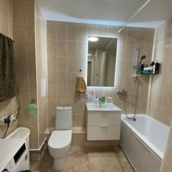 Сдается 1-комнатная квартира, 42 м²