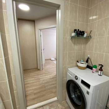 Сдается 1-комнатная квартира, 42 м²