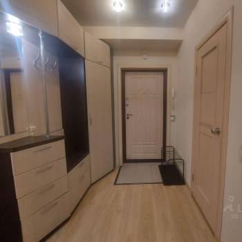 Сдается 1-комнатная квартира, 35 м²