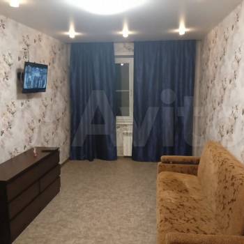 Сдается 1-комнатная квартира, 40,7 м²
