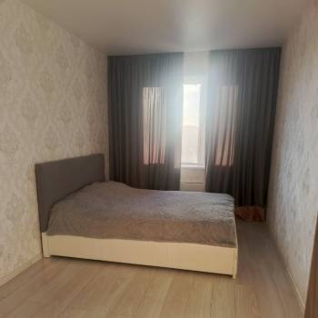 Сдается 1-комнатная квартира, 37 м²