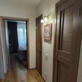 Продается 3-х комнатная квартира, 63 м²