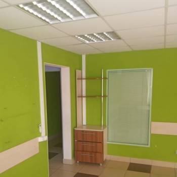 Продается 1-комнатная квартира, 75,4 м²