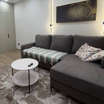 Сдается 1-комнатная квартира, 38 м²