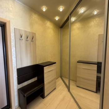 Продается 1-комнатная квартира, 42,8 м²