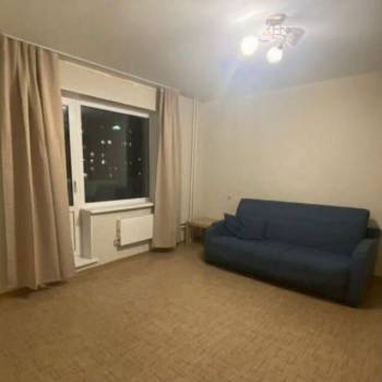 Сдается 1-комнатная квартира, 39 м²