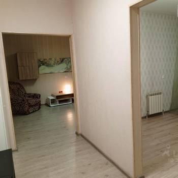 Продается 1-комнатная квартира, 42 м²