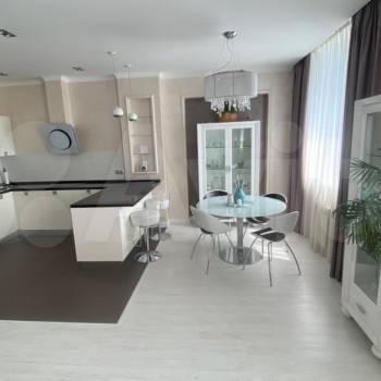 Сдается Многокомнатная квартира, 116 м²