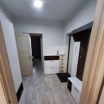 Сдается 1-комнатная квартира, 42 м²