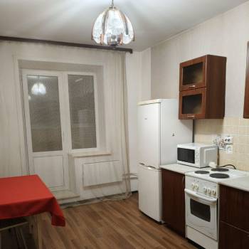 Сдается 1-комнатная квартира, 43 м²