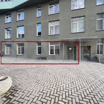 Сдается Нежилое помещение, 132 м²