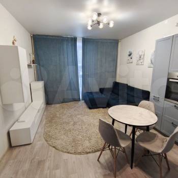 Сдается 1-комнатная квартира, 42 м²